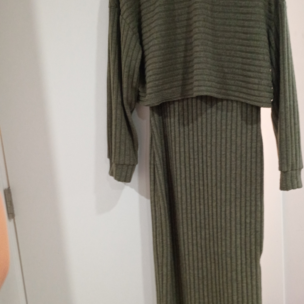 SHEIN Olive Ribbed Knit Top and Skirt Set